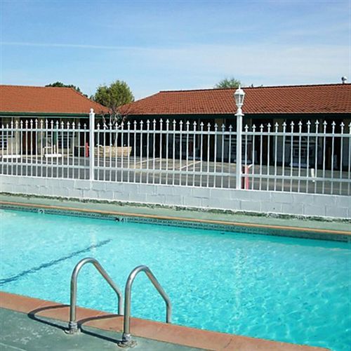 Holiday Motel Waynesburg Exterior photo